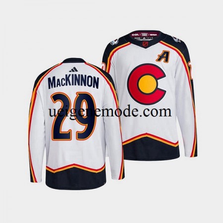 Herren Colorado Avalanche Eishockey Trikot Nathan MacKinnon 29 Adidas 2022-2023 Reverse Retro Weiß Authentic